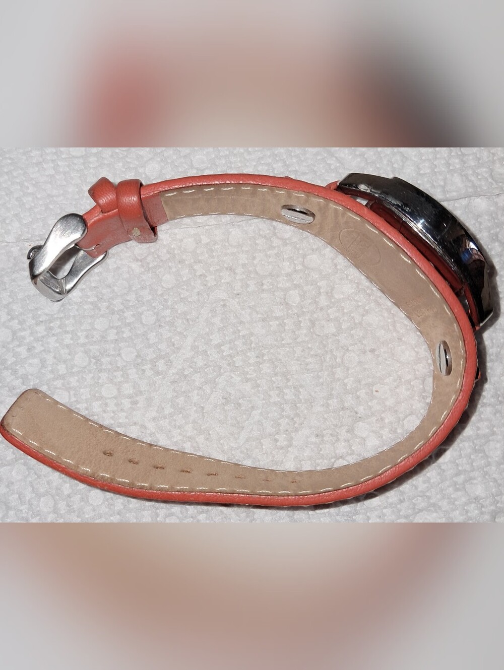 FOSSIL ORANGE FACE & BAND WATCH - Picture 5 of 16